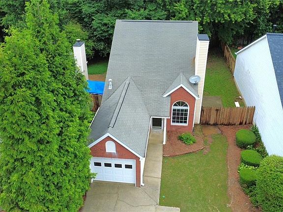 2nd image of 2668 Laurel Ln NW