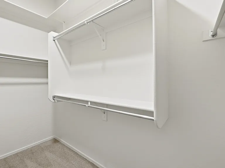5917 N Talbot Dr — Photo 8