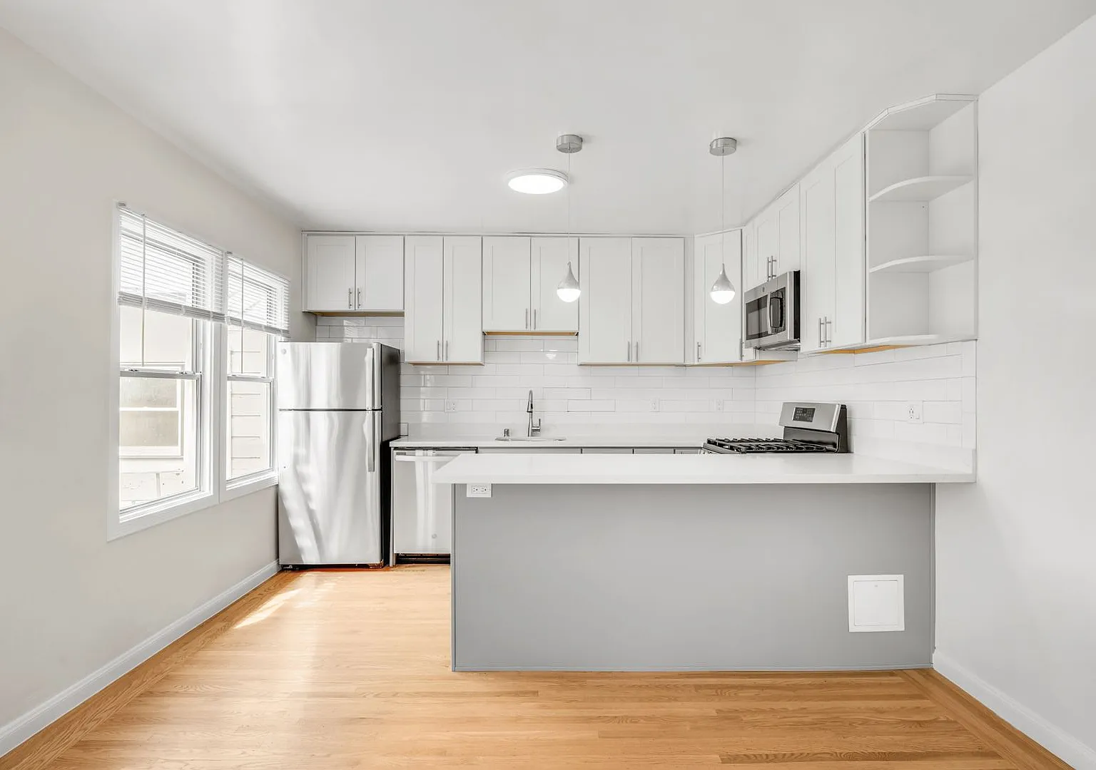 475 Chestnut Street (973r) — Photo 4