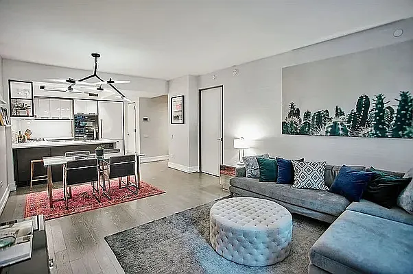 70 Charlton St #6C — Photo 1