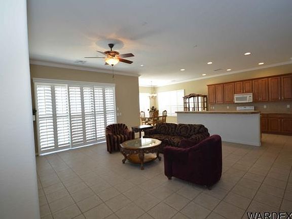 5th image of 913 Talon Pointe Dr