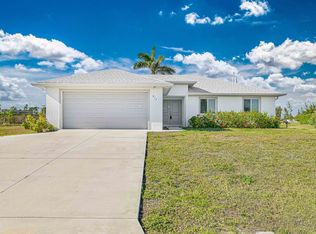 815 Vogiantzis Pkwy, Cape Coral, FL 33909