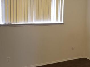 322 Perry Pl APT 1, Wyandotte, MI 48192