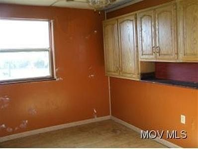 2nd image of 1100 Broadway Ave