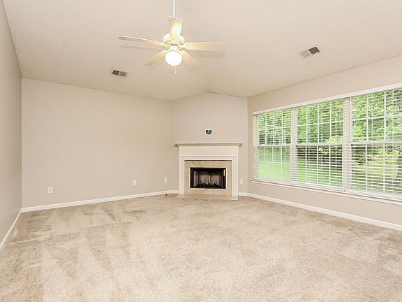 4th image of 1301 Connor Ct