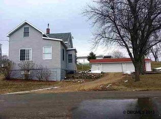 842 Walker St, Dubuque, IA 52001