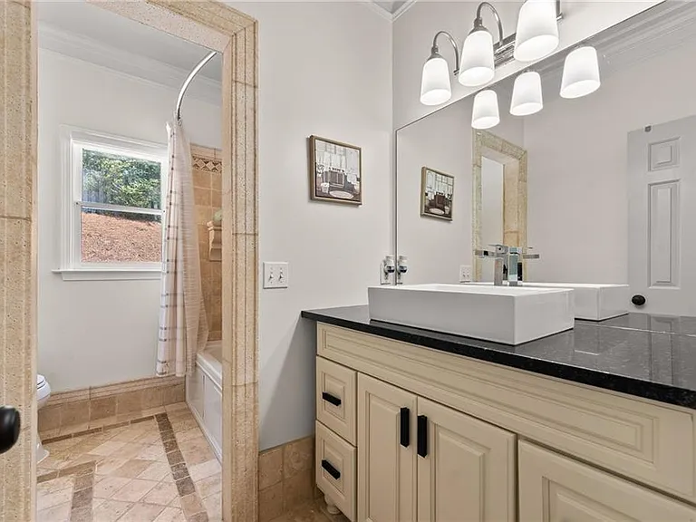3795 Preakness Ln — Photo 36