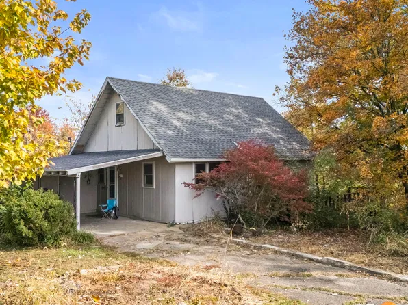 1664 W State Road 56, Scottsburg, IN 47170
