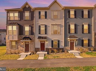 9417 Tall Oaks Rd, Montgomery Village, MD 20886