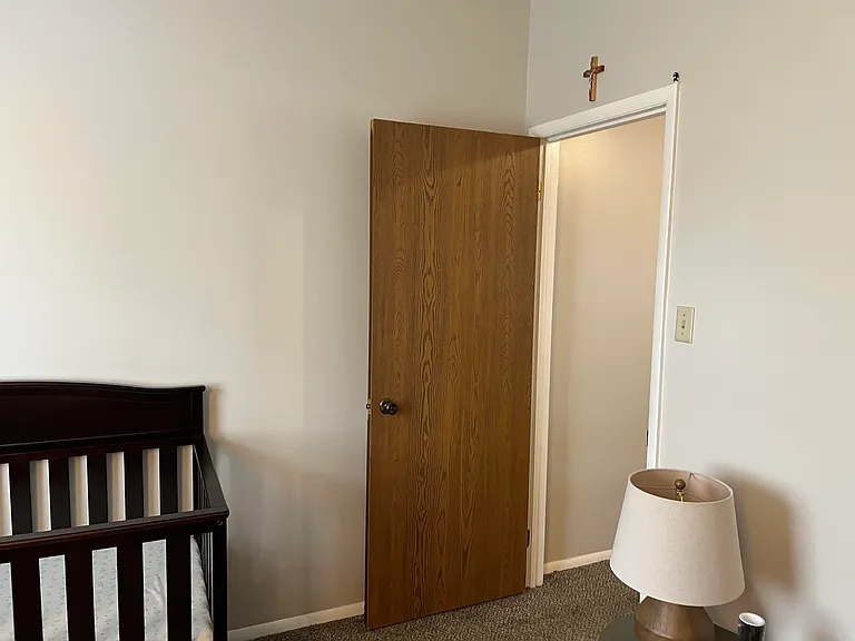 2517 Hawthorne Dr — Photo 14