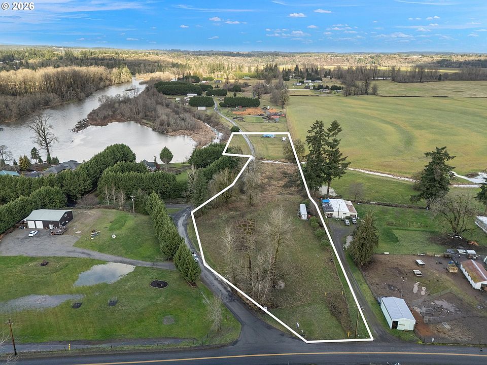 1st image of 108 Shoreline Dr