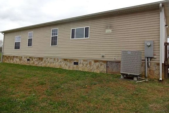 4th image of 91 Willow Creek Ln
