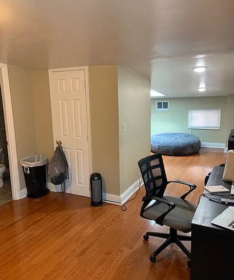 212 E Clifton Ave #31 — Photo 4