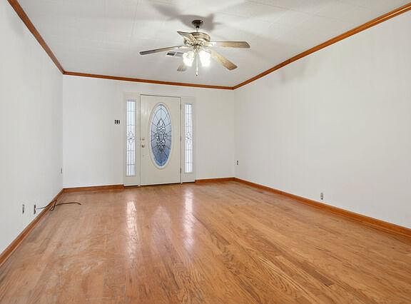 2nd image of 739 Avenue H