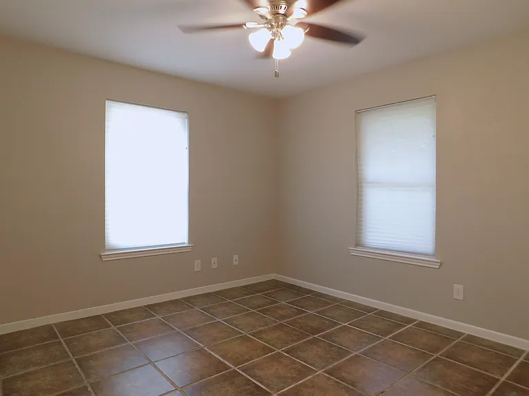 897 John George Ln — Photo 24