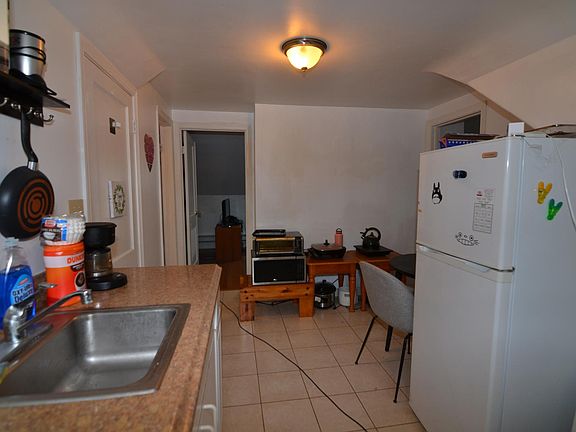 2nd image of 117 Willow St #3