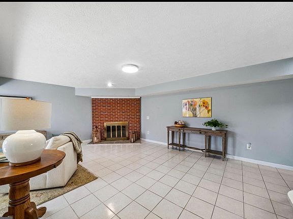 5th image of 20409 Bloomingville Ct #Basement