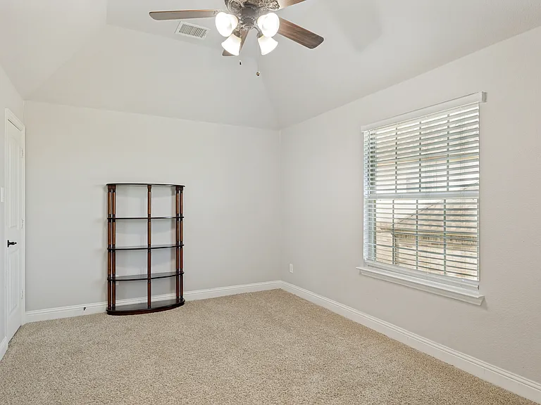 8107 Graystone Dr — Photo 14
