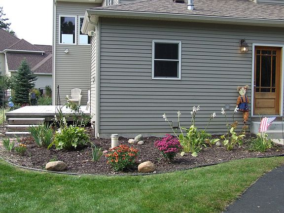 Side entrance by garage