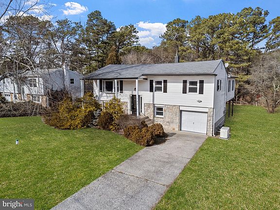 2nd image of 123 Chippewa Trl