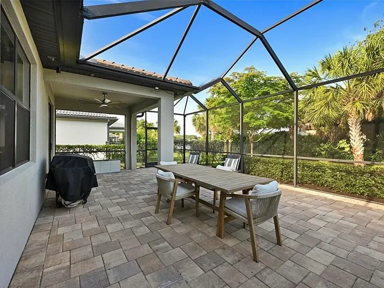 3564 E Hampton Cir #1 — Photo 27