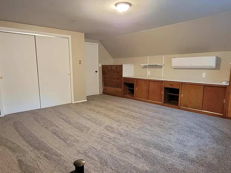 922 Governor St — Photo 13