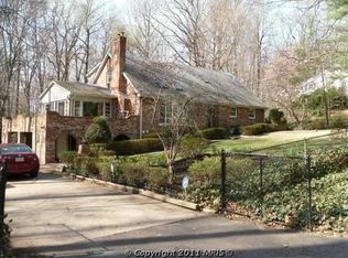 5012 Ridgewood Rd, Alexandria, VA 22312