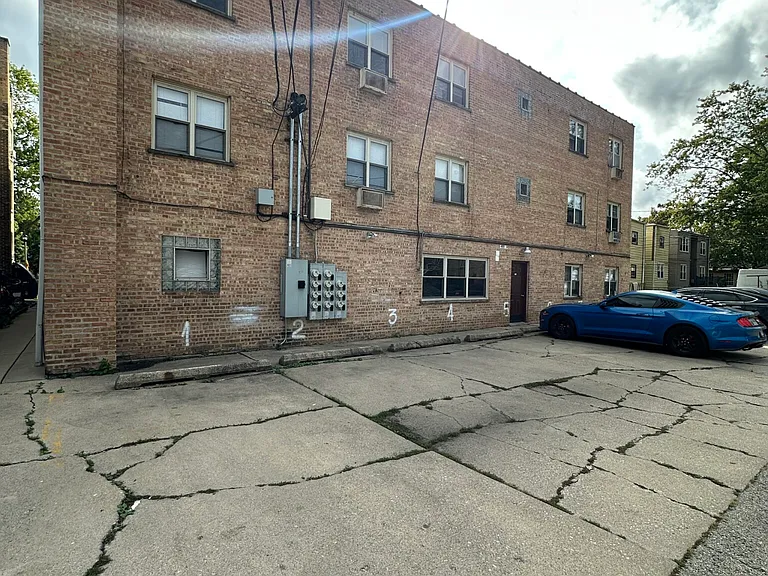 4924 Mulford St #3E — Photo 14