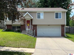 4833 Chiswick Dr, Lincoln, NE 68516
