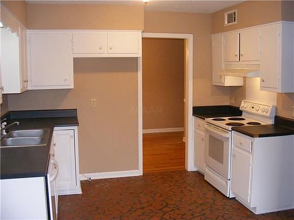 2nd image of 6428 Blenheim Ave