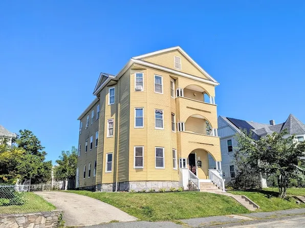 64 Stockton St, Worcester, MA 01610