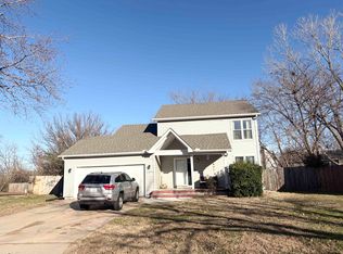 1206 S Stoneybrook Cir, Wichita, KS 67207