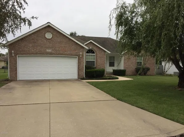 2816 W 23rd Ter, Joplin, MO 64804