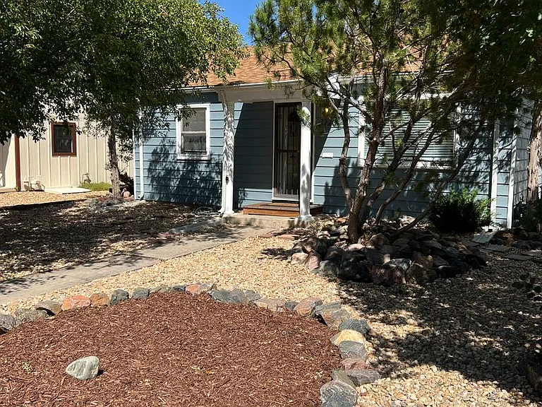 1720 Valentia St — Photo 14