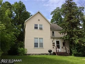 2nd image of 408 6th Ave E