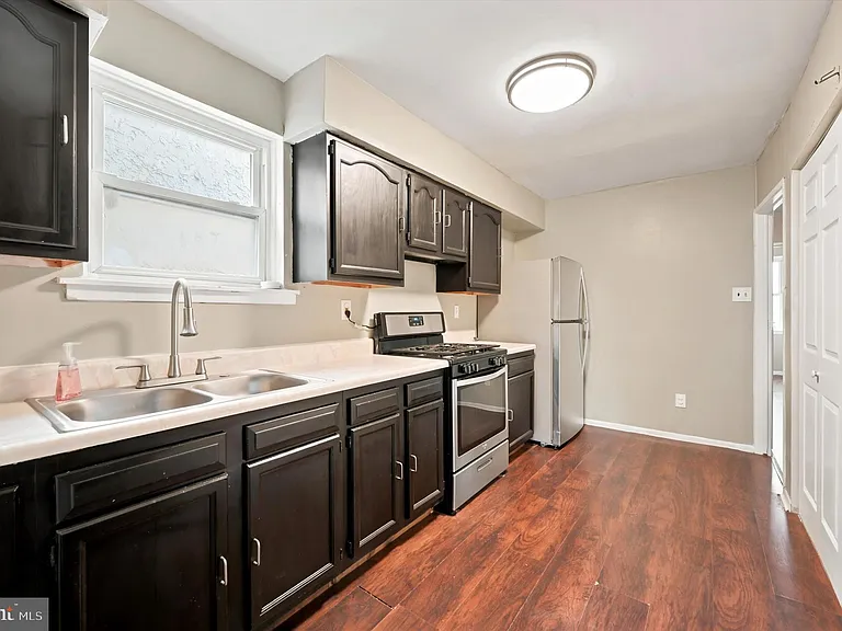 4815 Fairmount Ave #2 — Photo 6