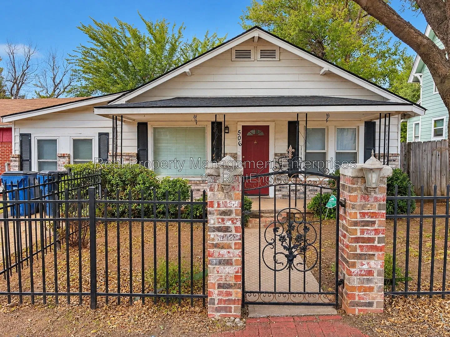 3 bed, 1.5 bath, 1000 sqft, $1,295 — Photo 3