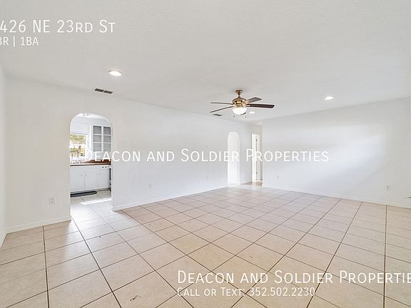 5th image of 1426 NE 23rd St