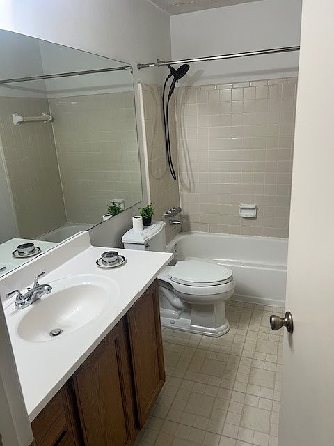 2nd image of 305 Warm Springs Cir #1