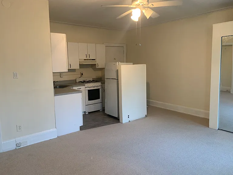 556 N 17th St #2 — Photo 5
