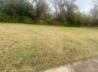 2861 Farragut St, Dallas, TX 75215