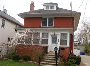 884 Deerfield Rd #3, Highland Park, IL 60035