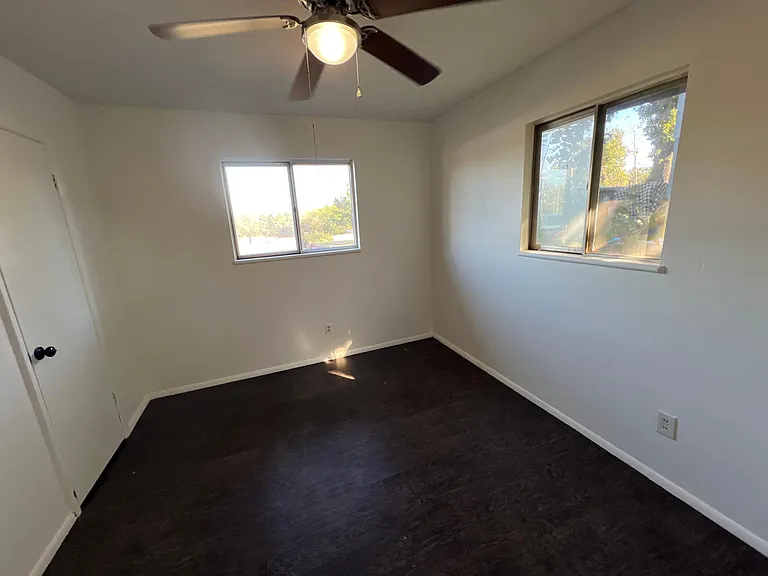 10720 E Reno Ave — Photo 10