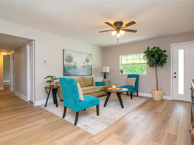 3708 W Tyson Ave — Photo 6