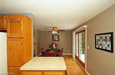 4th image of 1072 Gentry Dr