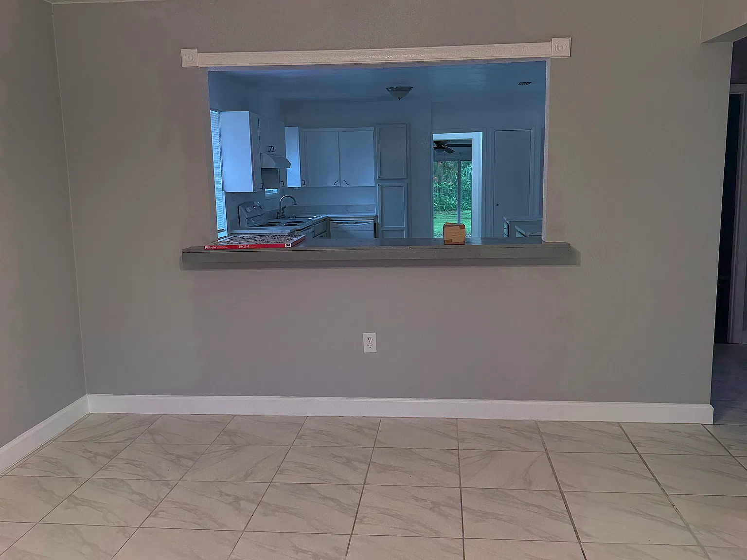 3 bed, 1212 sqft, $1,700 — Photo 4