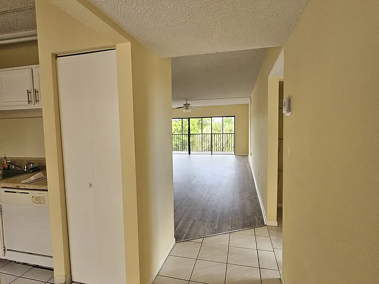 461 Ives Dairy Rd #4062 — Photo 19