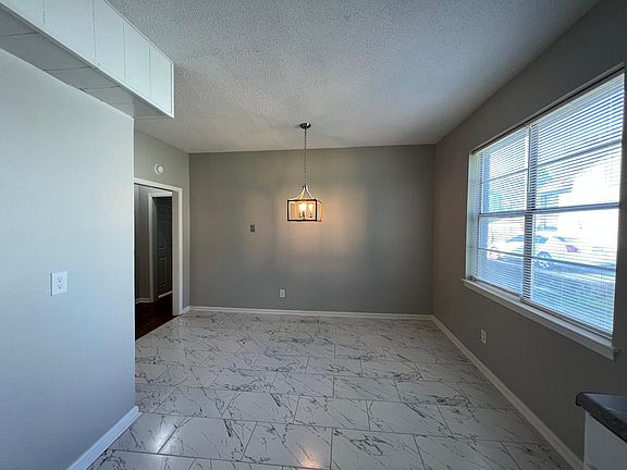 3rd image of 187 Charter Ave