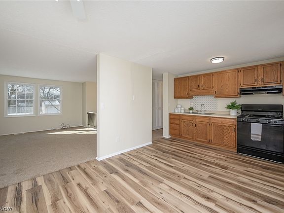 5th image of 1189 Garth Dr