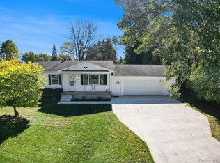 8166 Barden Rd, Davison, MI 48423